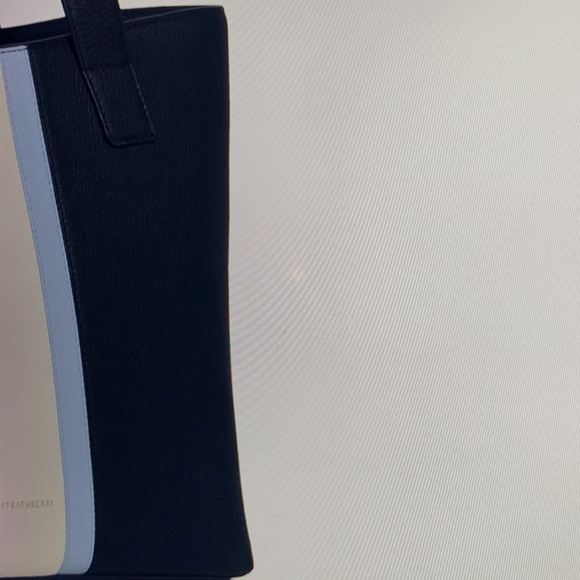 Strathberry S Cabas Stripe Leather Tote
STRATHBERRY - Picture 8 of 10